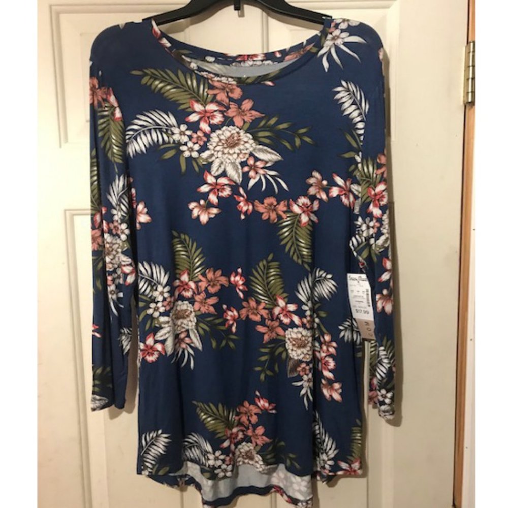 NEW XL Navy Multi Floral Top